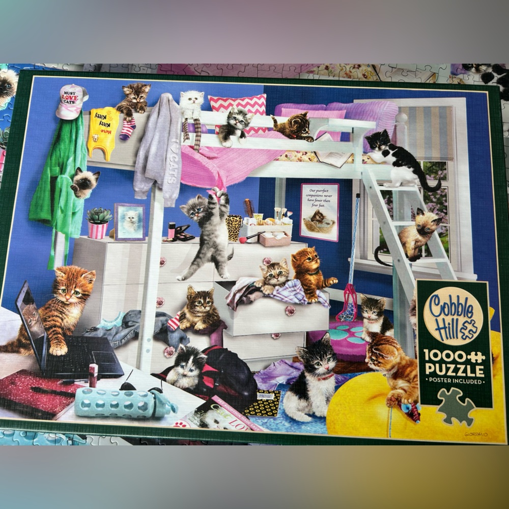 Cobble Hill Kitten Slumber Party puzzle